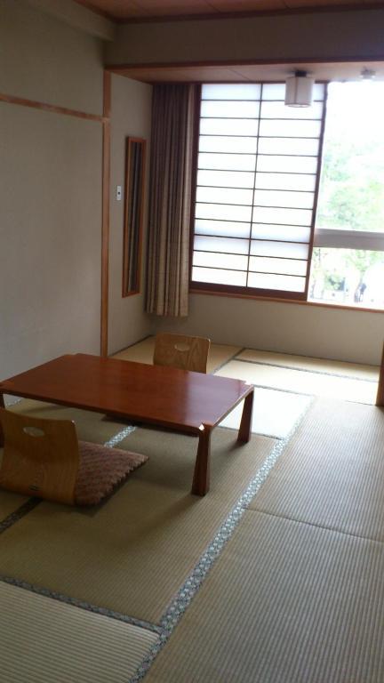 Yamaichi Bekkan Hatsukaichi Habitación foto